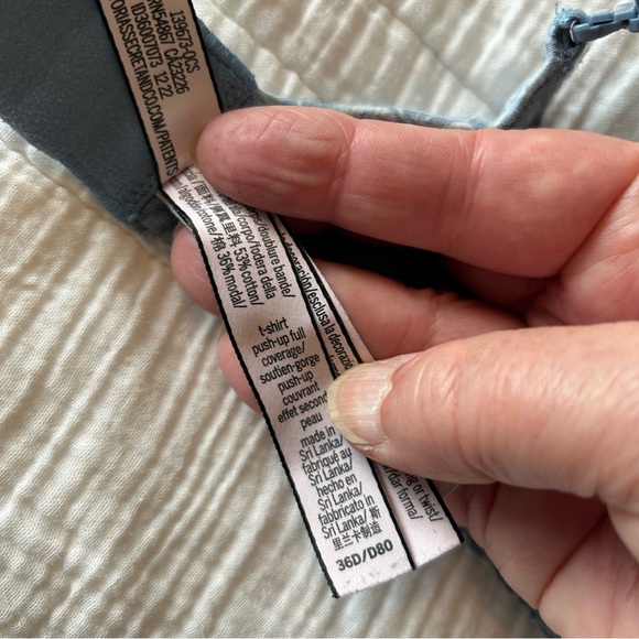 Victoria’s Secret T-Shirt Push-up Full Coverage Convertible Bra. Size 36D. - Picture 11 of 11